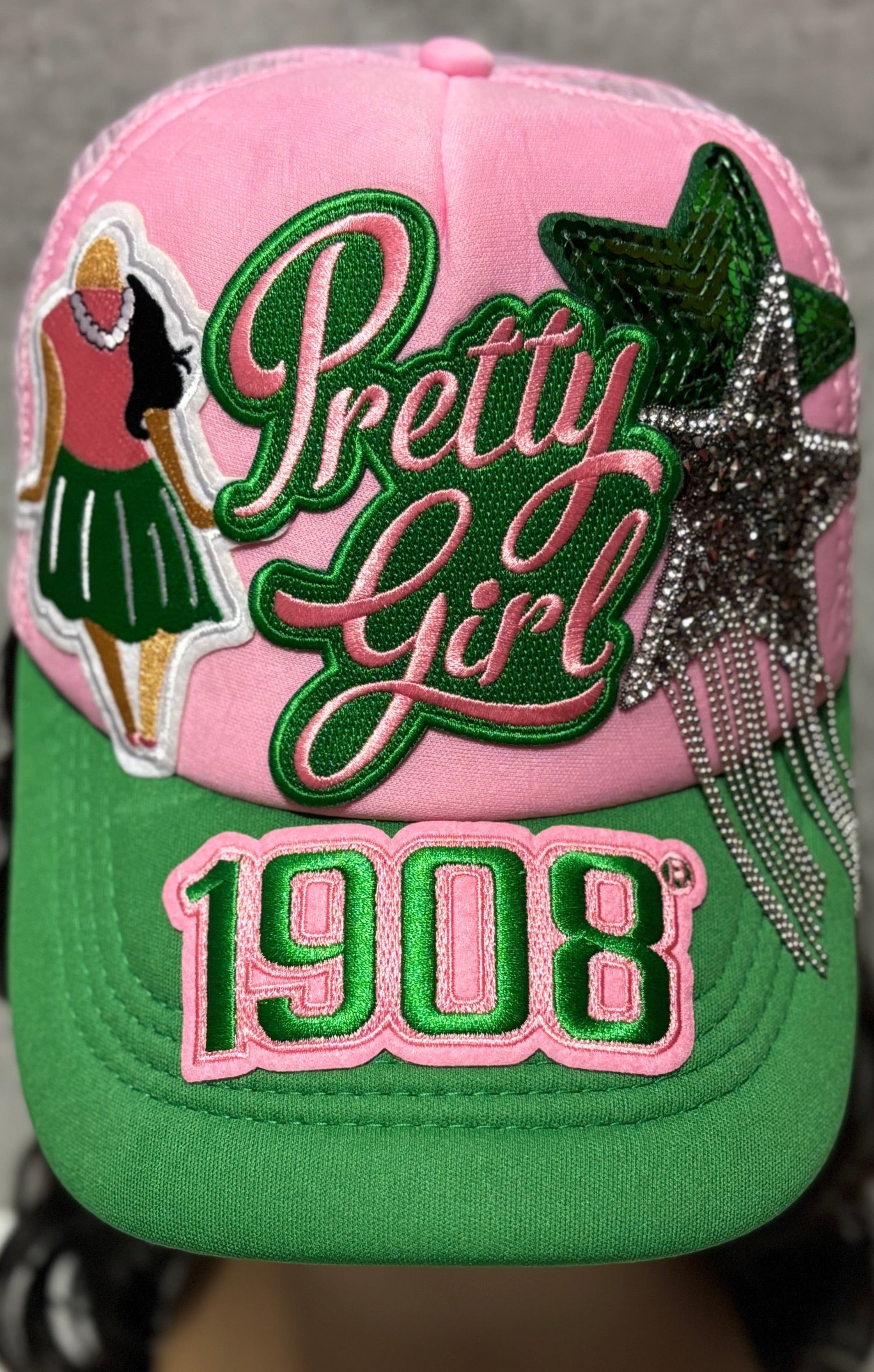 PRETTY GIRL TRUCKER HAT